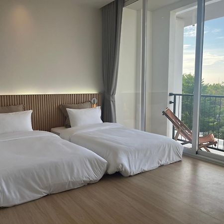 Punn Hotel Korat Накхонратчасима Экстерьер фото